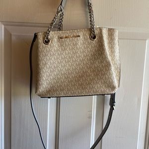 Michael Kors Crossbody Bag. Excellent Used Condition